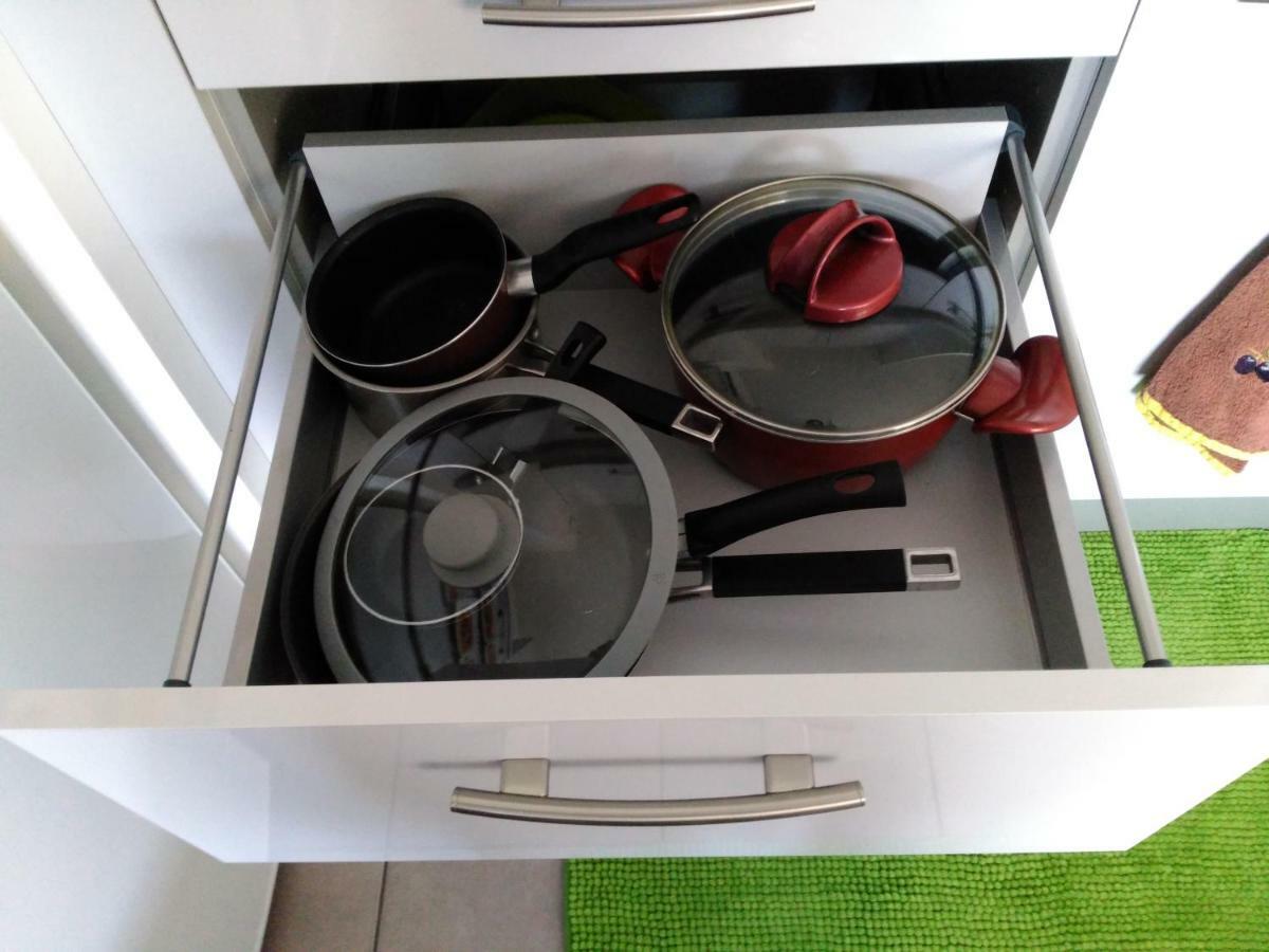 Appartement F3 Avec Parking Privee 圣普列斯特 外观 照片